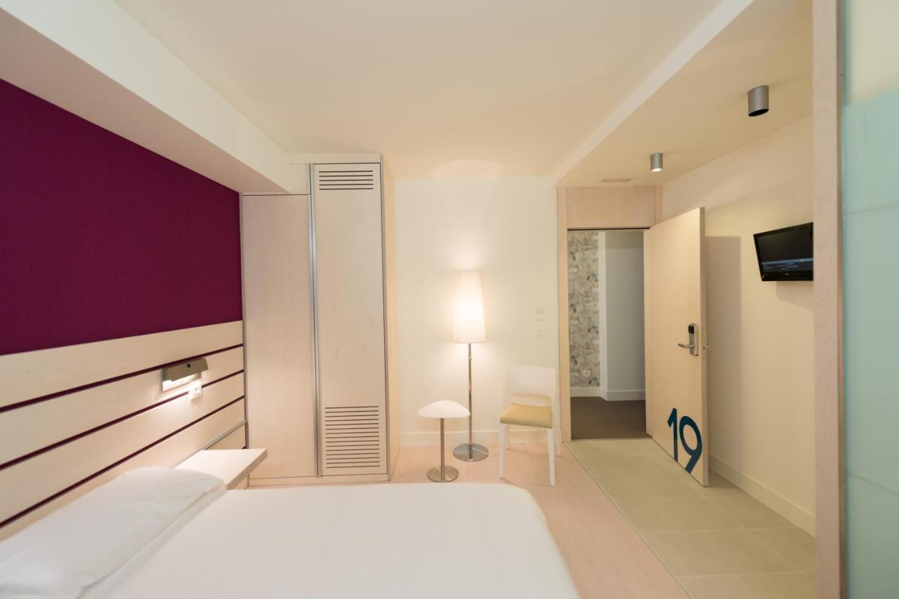 Hotel Boreal Viento Norte Burgo エクステリア 写真